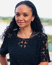 Karen Luise Vilanova Batista de Souza