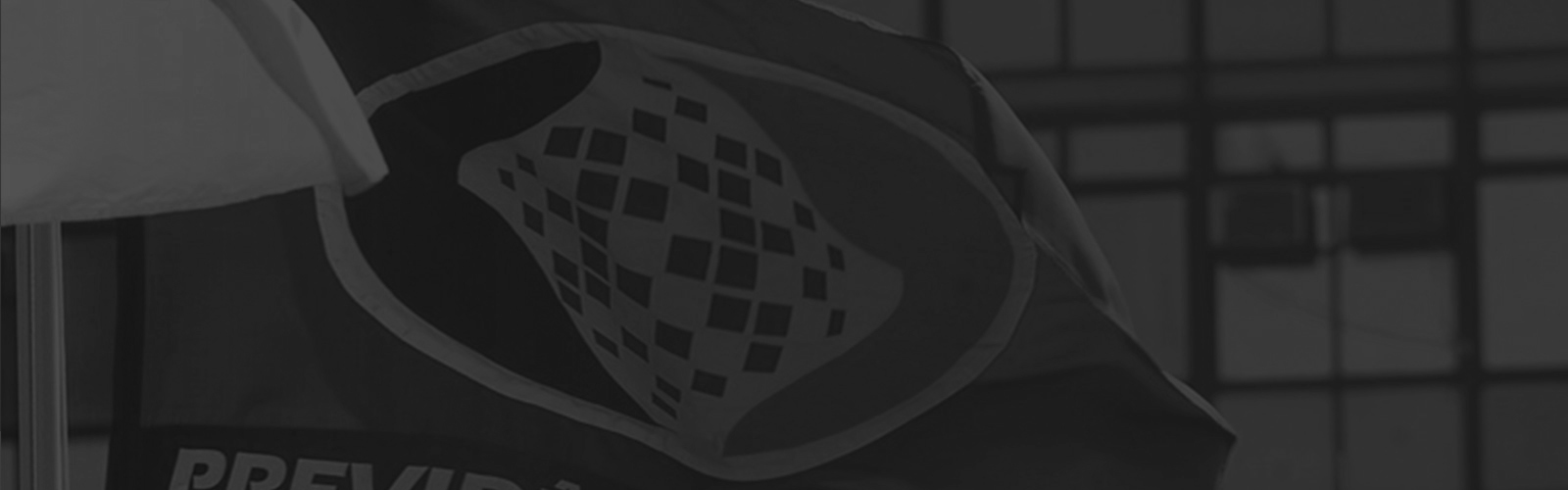 laptopmockup_sliderdy